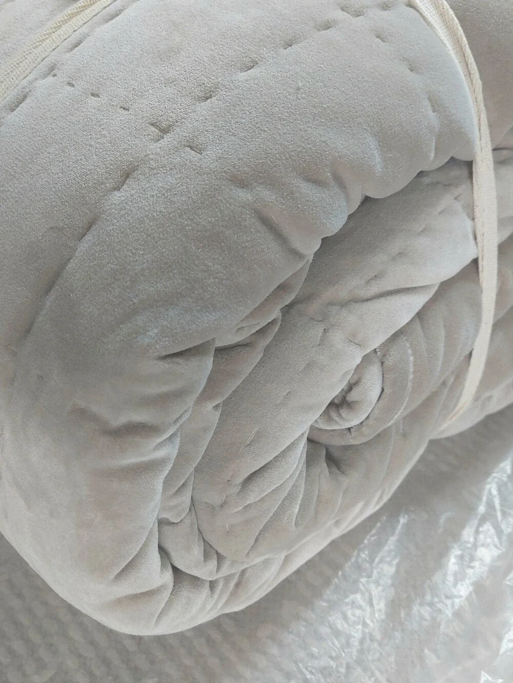 NWT! Quince Cotton Taupe Velvet Box Quilt! King/ Cal King! (868)